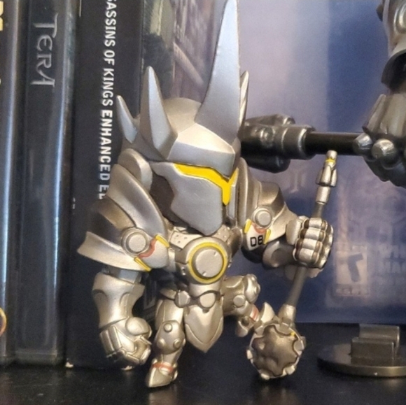 Cute but Deadly Overwatch Reinhardt Figure - Picture 2 of 2